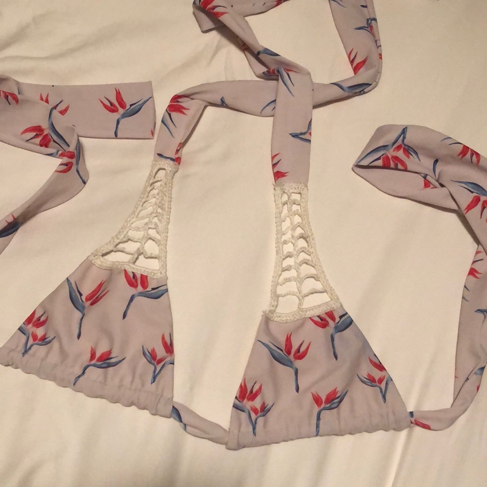 Excellent condition Acacia top